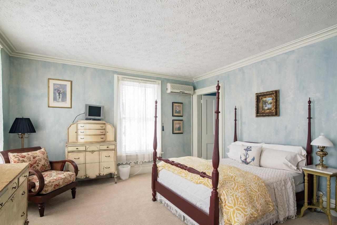 Captain Stannard House Bed And Breakfast Country Inn Westbrook Extérieur photo